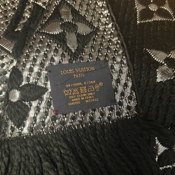 Louis Vuitton Monogram Logomania Black Scarf - New with Box - Picture 3 of 4